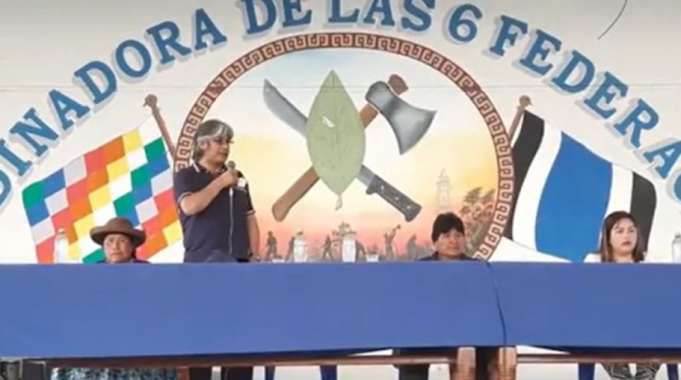 El procurador Wilfredo Chávez y el expresidente Evo Morales en el Trópico este sábado.