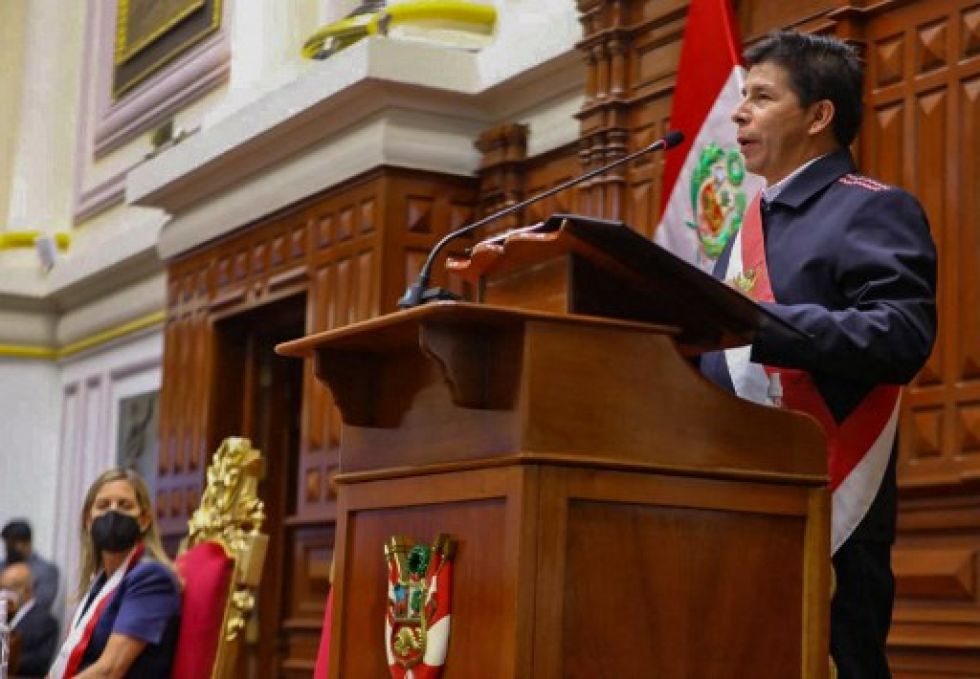 El presidente de Perú, Pedro Castillo, durante un discurso en el edificio del Congreso.