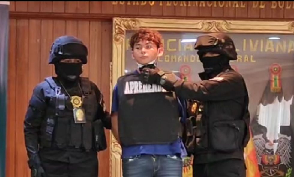 El feminicida de Vania fue presentado este jueves tras ser aprehendido en San Borja.