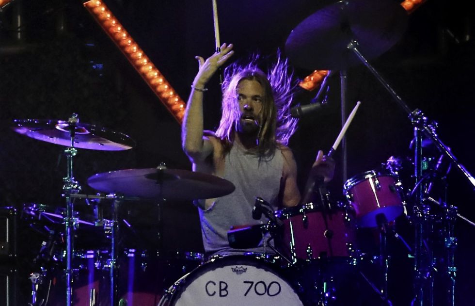 El baterista del grupo de rock Foo Fighters, Taylor Hawkins, falleció el sábado en Colombia.