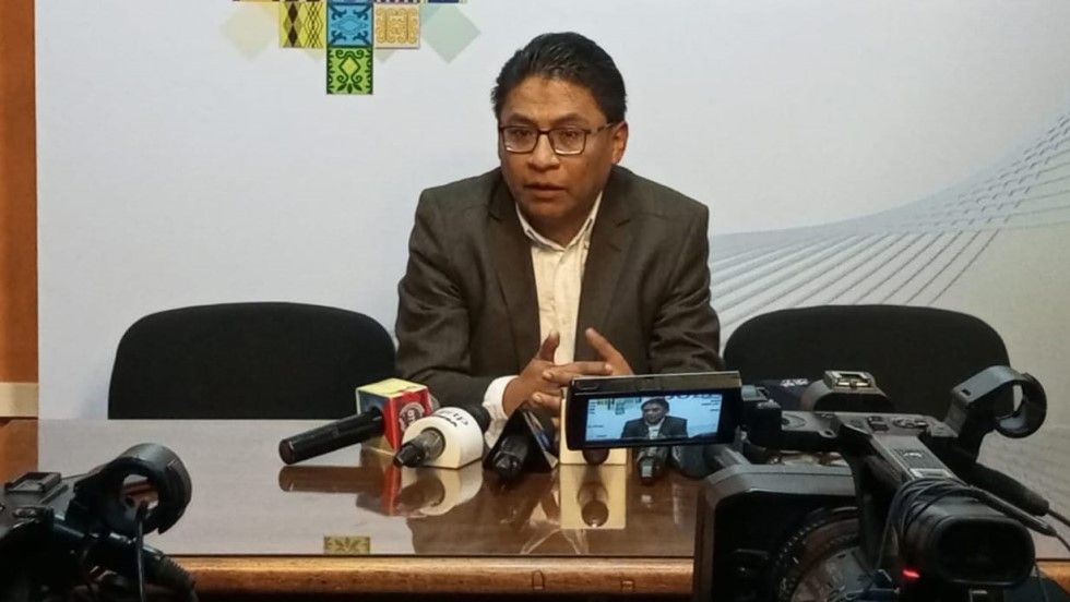 El ministro de Justicia, Iván Lima, brindó este domingo una conferencia de prensa.