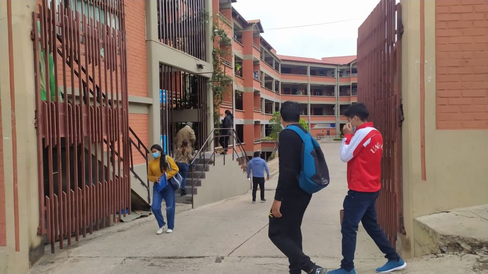 Los postulantes que aprobaron los exámenes pero no fueron admitidos todavía pueden ingresar a la U.