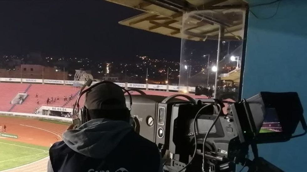 El partido Independiente-Emelec será transmitido por TV y Facebook.  