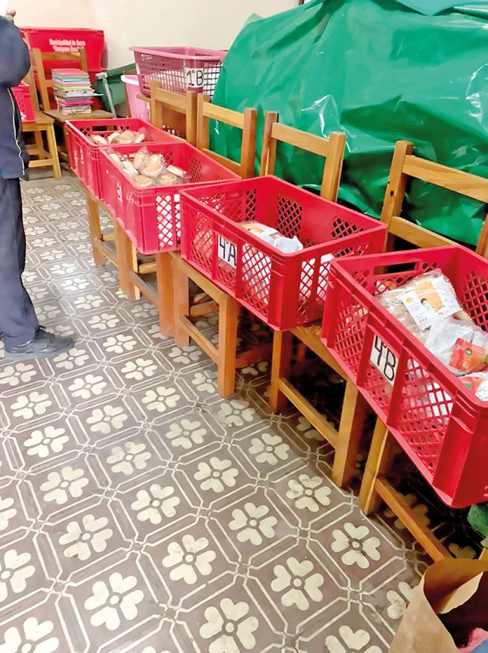 variedad. Cuatro productos más enriquecen el menú del desayuno escolar desde ayer.