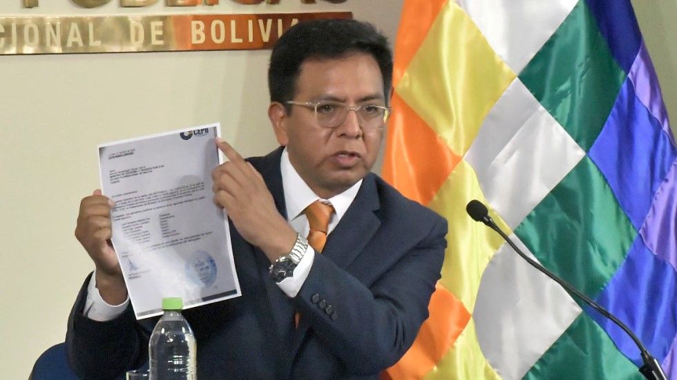 El viceministro de Política Tributaria, Jhonny Morales, brindó este viernes una conferencia de prensa.
