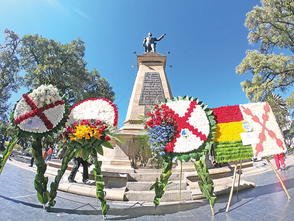 DECIDIDO. Las instituciones elaborarán un solo programa para el festejo del 25 de Mayo.