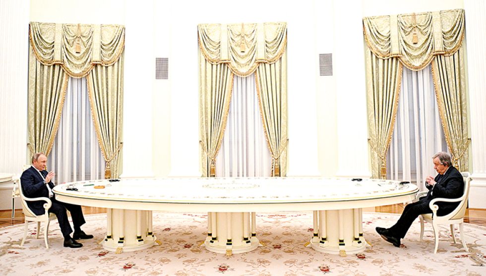 ENCUENTRO. El presidente ruso, Vladimir Putin, se reunió ayer con el secretario general de la ONU, Antonio Guterres, en el Kremlin de Moscú.