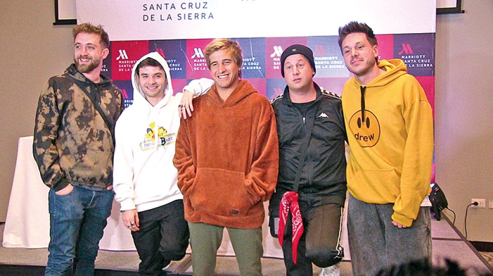 ESPECTÁCULO. De a poco se van confirmando los artistas para la Fexpo Sucre 2022, en la foto los integrantes de Marama.