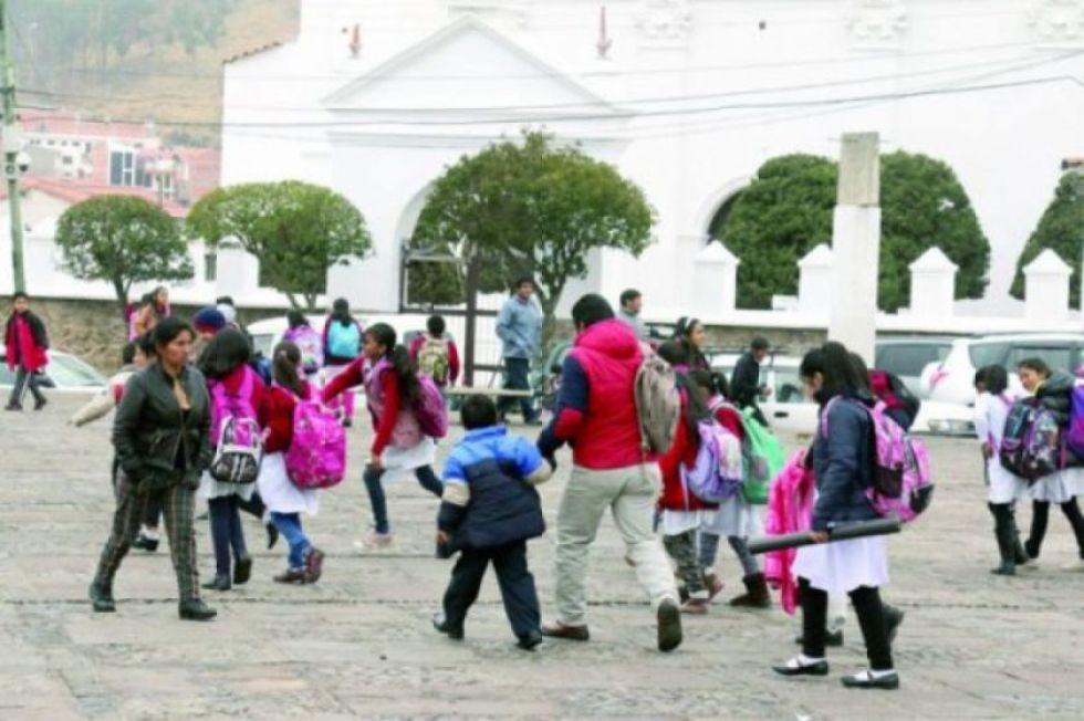 Unos escolares en Sucre, en el invierno del año pasado..