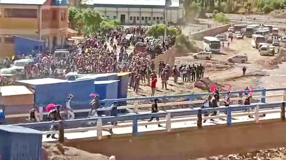 INVESTIGACIÓN. La confrontación entre ayllus en el municipio de Tinguipaya, el domingo.