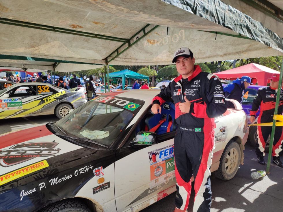 Merino pisó el acelerador a fondo y logró el campeonato. en la R1B