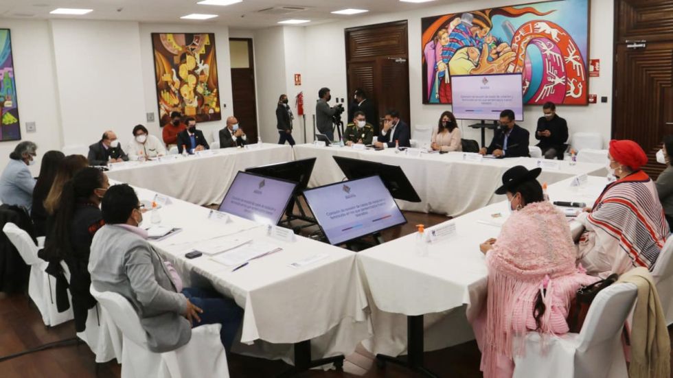 Este viernes se celebró la sexta reunión de la comisión de revisión de casos de feminicidios y violaciones.