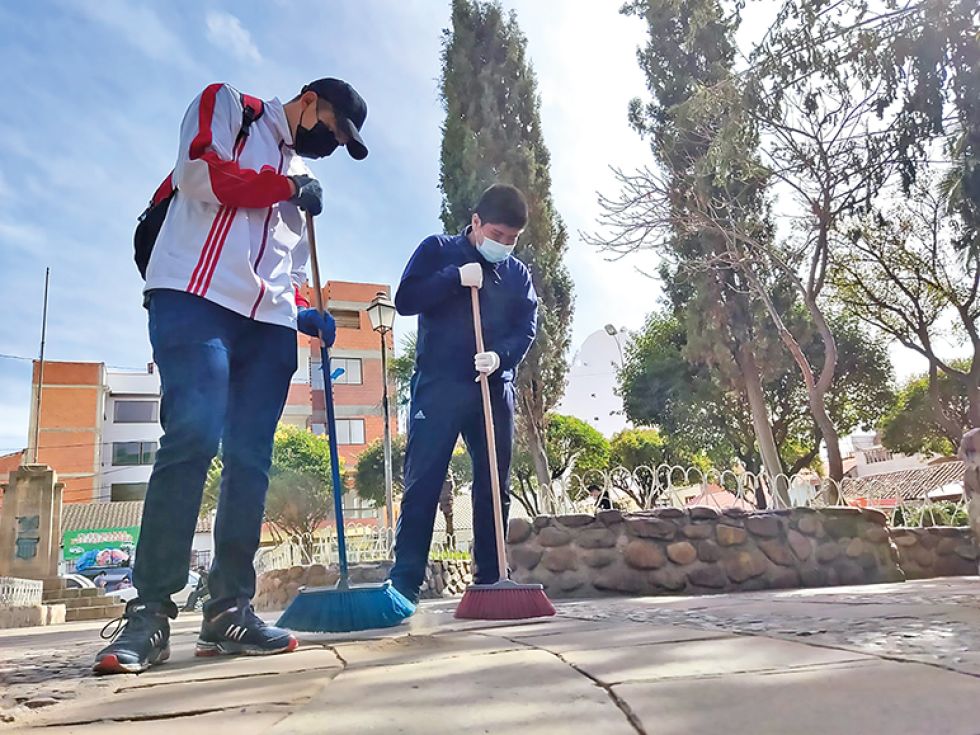 SENSIBILIZACIÓN. Las actividades que realizaron ayer los estudiantes de la UPDS y del colegio Porvenir.