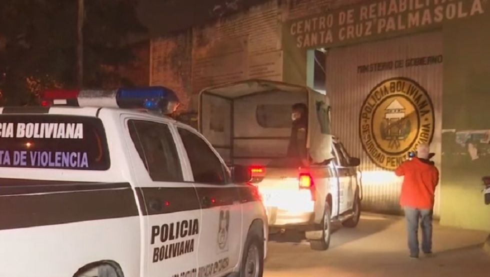 El acusado de violación ingresó a la cárcel cruceña la madrugada de este miércoles.