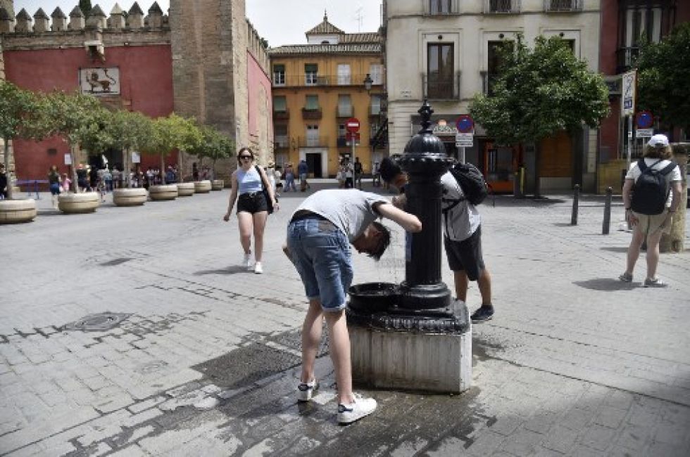 Las frecuentes olas de calor en el continente europeo se atribuyen al calentamiento climático, según aseguran los científicos.