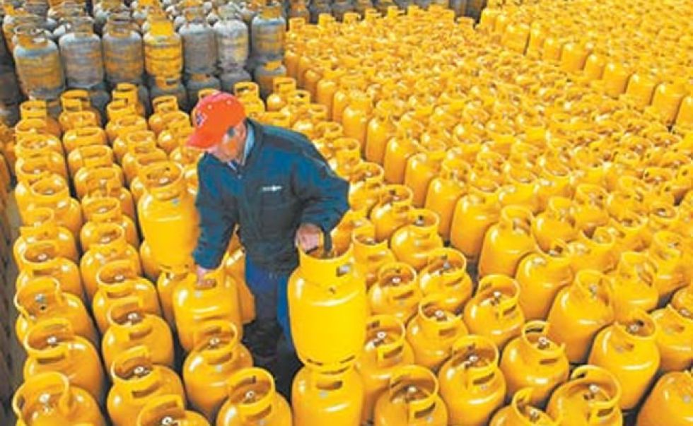El promedio mensual de la planta engarrafadora de la zona comercial Cobija es de 31.397 garrafas.