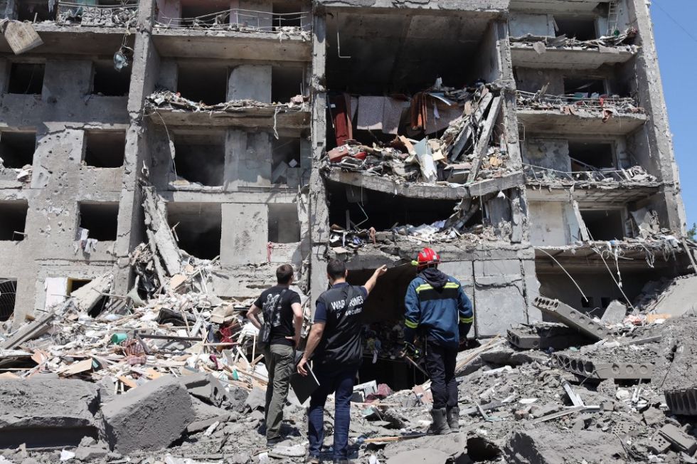 Un edificio destruido después de ser alcanzado por un misil en la ciudad ucraniana de Sergiyvka.
