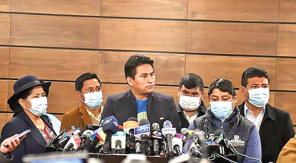 LA PAZ. La conferencia de prensa de la bancada oficialista en la Asamblea Legislativa.