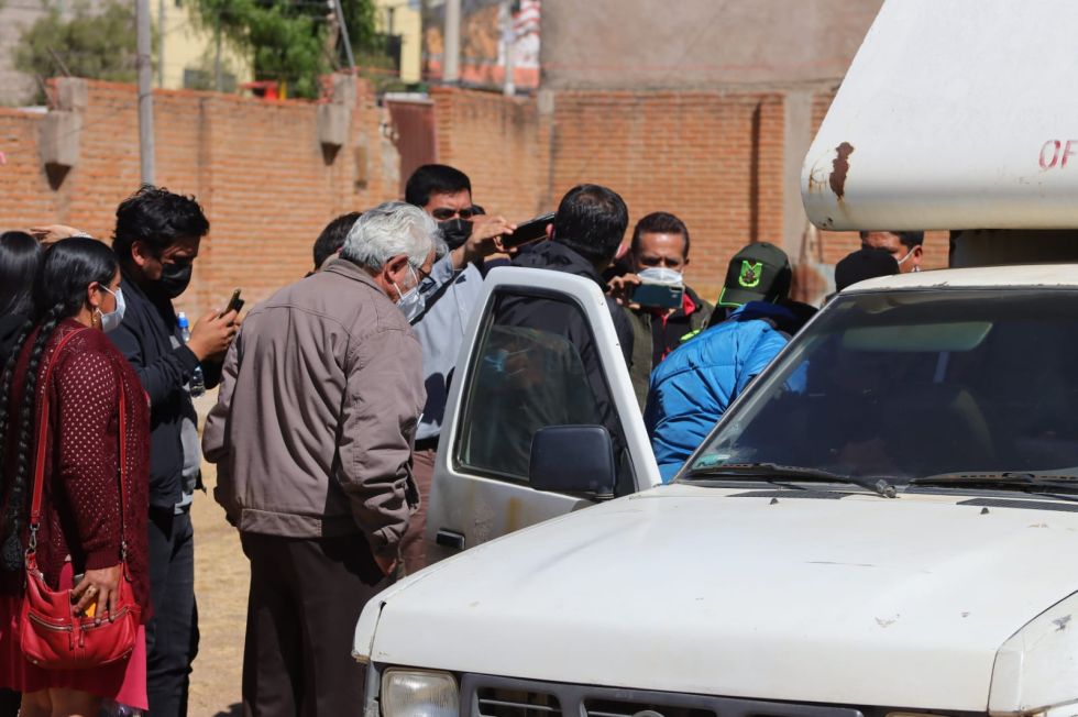 La intervención de autoridades, fiscales y policías en Zoonosis.