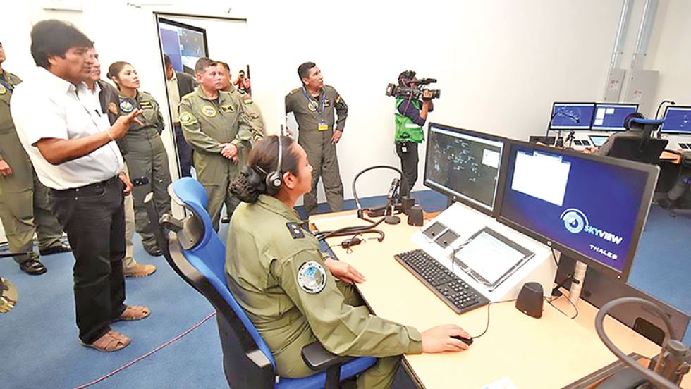 DISCREPAN. Bolivia tiene radares que se pretende también sirvan para combatir al narcotráfico.