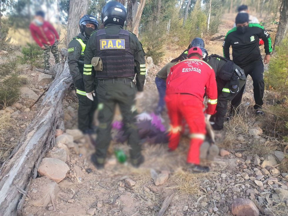 Los cuerpos fueron encontrados en el cerro Churuquella este lunes.