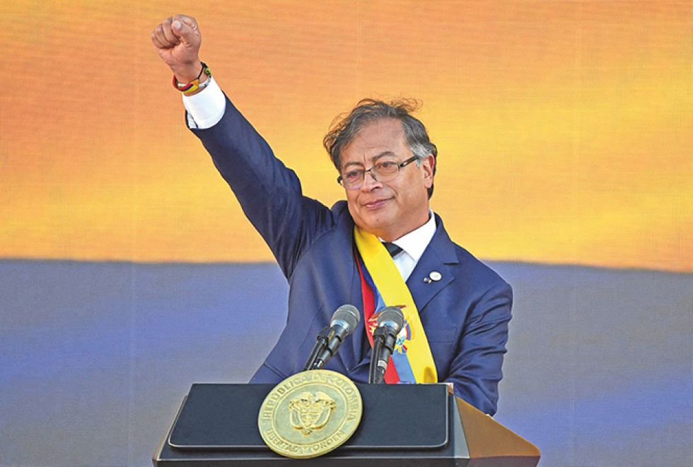 ASUNCIÓN. Gustavo Petro poco después de asumir la Presidencia de Colombia, con un discurso en el que prometió cambios políticos y sociales.
