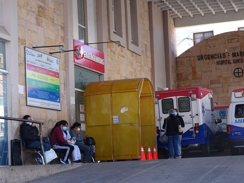 El hospital Santa Bárbara, donde se recupera la adolescente sobreviviente de la tragedia.
