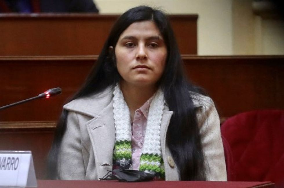 Yenifer Paredes, asistiendo como invitada a una auditoría del Congreso para investigar a Castillo y su esposa en Lima, en julio pasado.
