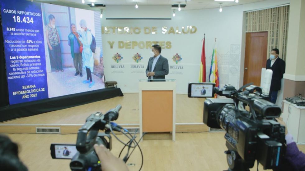 El ministro de Salud, Jeyson Auza, presentó este lunes el informe de la última semana epidemiológica.