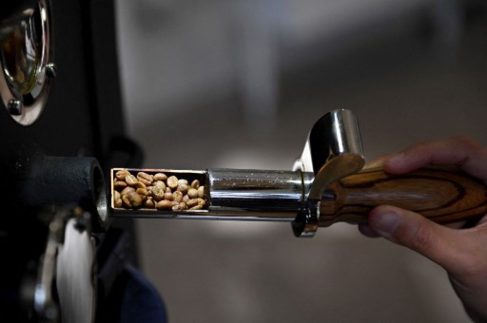 El café, un elemento esencial en la dieta de los argentinos, podría verse afectado por las dificultades para importarlo.