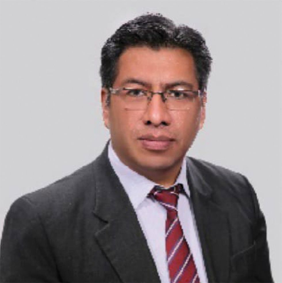 Favio Chacolla Huanca. MSc. en Derecho Constitucional y Sociologia; Docente de posgrados en diferentes Universidades de Bolivia; investigador de temas jurídicos.