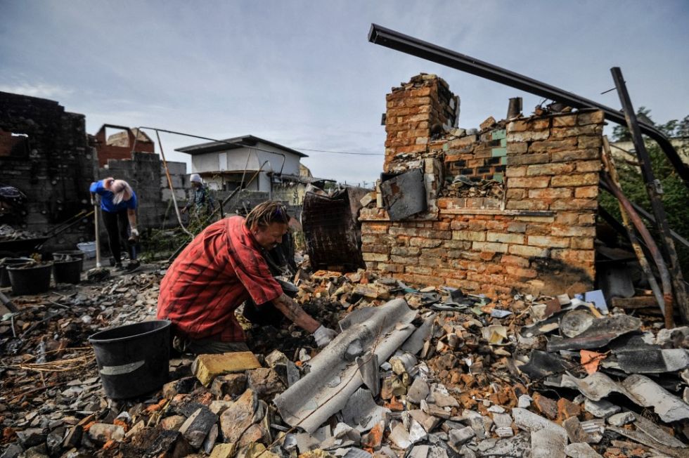 Una casa destruida por un bombardeo ruso en Moshchun.