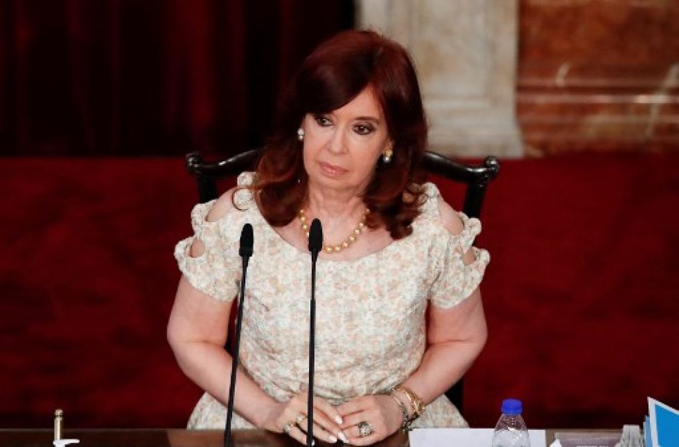 La Vicepresidenta de Argentina fue víctima de un ataque fallido con un arma de fuego.
