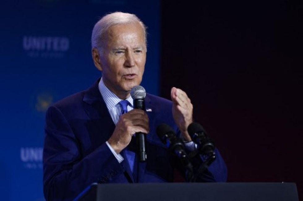 El presidente de Estados Unidos, Joe Biden, habla en la Cumbre United We Stand en el Salón Este de la Casa Blanca ayer, jueves.