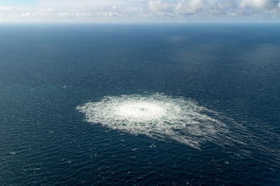 Fuga de gas en el Nord Stream 2 como se ve desde la respuesta de rechazo del F-16 de la Defensa Danesa frente a la isla báltica danesa de Bornholm, al sur de Dueodde.
