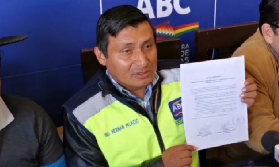 Hernán Palacios renunció al cargo de gerente regional de la ABC en Chuquisaca.