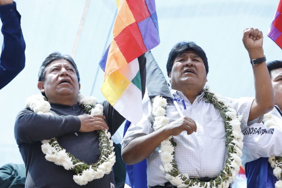David Choquehuanca (i) y Evo Morales en una concentración en Sacaba, Cochabamba.