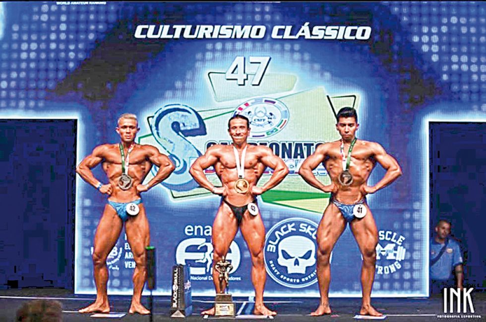 El culturista capitalino compitiendo en el evento de Sao Paulo.