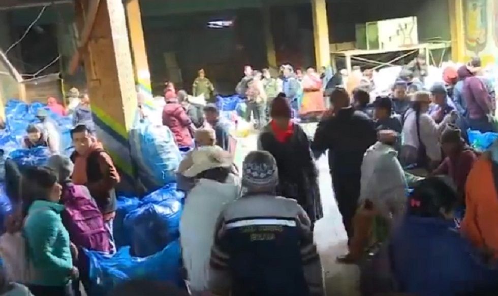 El mercado paralelo de coca en Villa El Carmen de La Paz. 