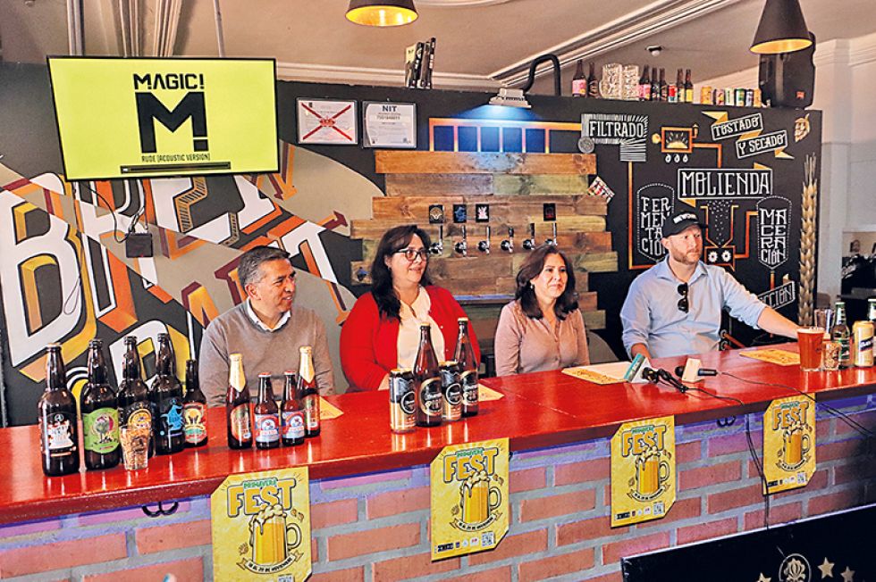 ACTO. El lanzamiento se realizó ayer en la fábrica de cerveza artesanal Brewcraft.