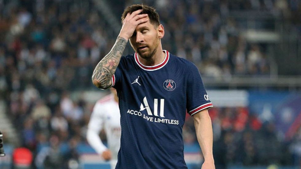 Lionel Messi encendió las alarmas en el París Saint Germain y la selección argentina debido a una inflamación en el tendón de Aquiles.