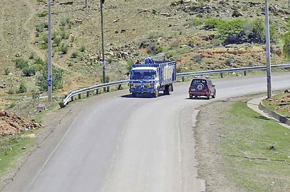 CONTATACIÓN. La carretera Sucre-Potosí es una vía de alto tráfico y, por lo tanto, de mucho riesgo.