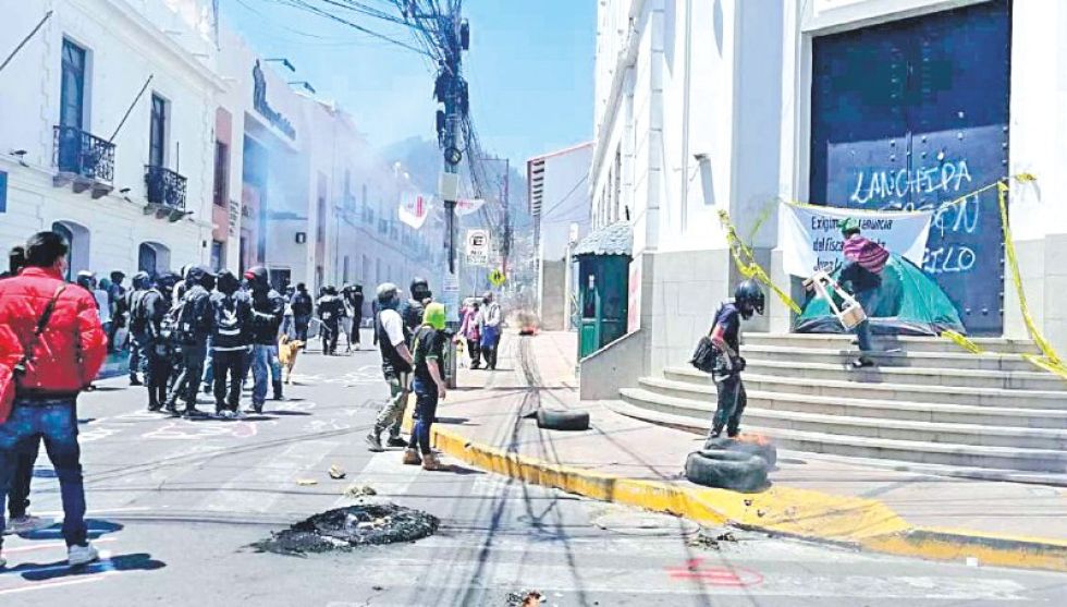PROTESTA. El 6 de octubre de 2020 miembros de la Resistencia Juvenil Cochala marcharon en Sucre.