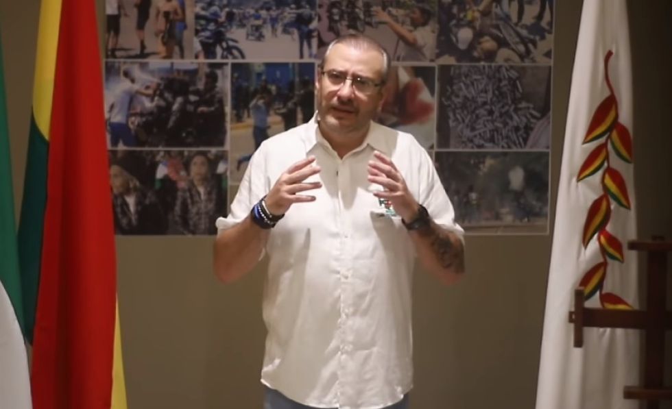 El presidente del Comité pro Santa Cruz, Rómulo Calvo, ayer, en su discurso ante el cabildo.