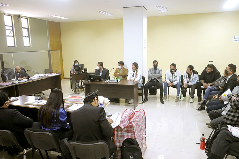 JUICIO. En la última audiencia los miembros de la RJC que se encuentran con detención preventiva.