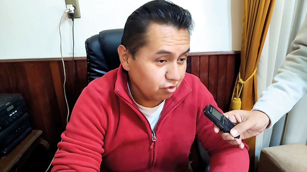 PORTAVOZ. El secretario general de la Federación de Choferes, Marco Antonio Huaranca, ayer.