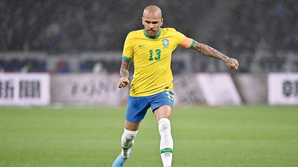 Dani Alves es el jugador con más títulos del mundo; lleva acumulados 45 y en Qatar podría sumar uno más