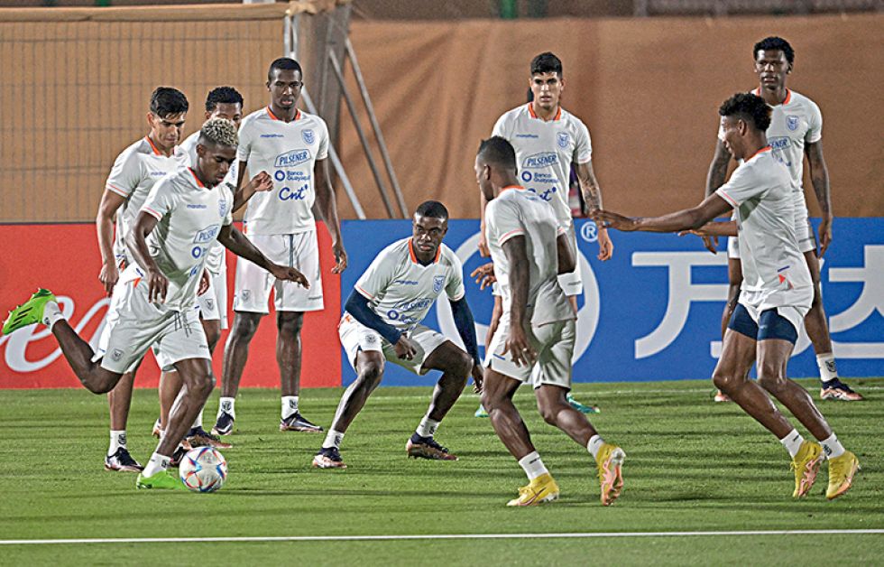 Ecuador ya está en Doha, donde entrena de cara a su debut de este domingo frente al anfitrión.