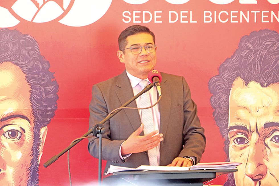 INFORME. El alcalde de Sucre, Enrique Leaño, promulgó el Decreto Municipal Nº 78/2022.