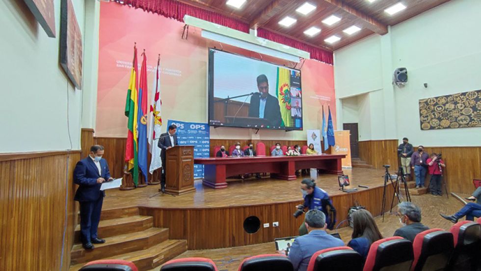 ACTO. La inauguración desarrollada en la Facultad de Ciencias Ecocómicas y Empresariales.